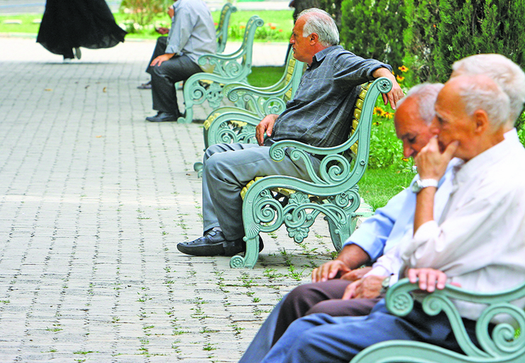 در این جلسه آخرین وضعیت لایحه همسان سازی حقوق بازنشستگان، نظام رتبه بندی معلمان و پاداش پایان خدمت بازنشستگان سال ١٣٩٩ بررسی خواهد شد.