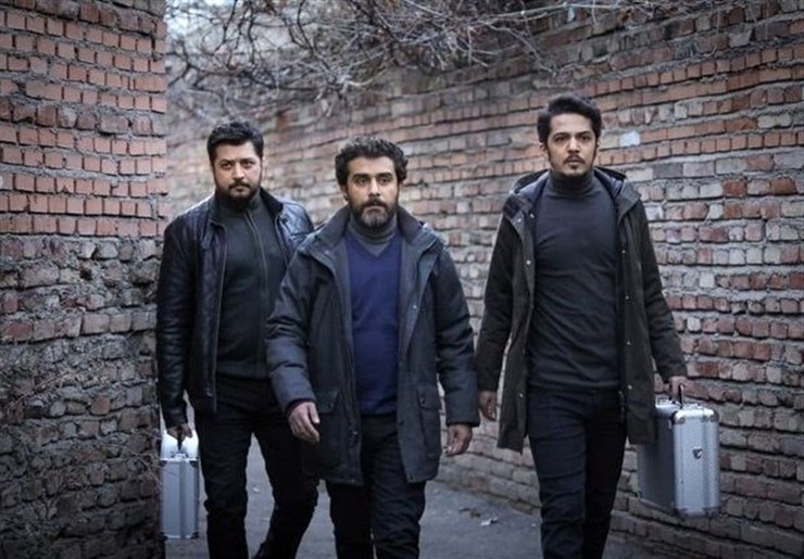 پخش سریال گاندو ۲ از روز پنجشنبه ۳۱ تیر در جدول پخش شبکه ۳ سیما قرار گرفت تا پس از توقف پخش این سریال در نوروز ۱۴۰۰ علاقه‌مندان بتوانند مجدداً آن را دنبال کنند.