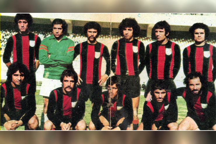 فدراسیون فوتبال در آخرین روز‌های سال ۱۳۵۴ با فراخوان نمایندگان ۳۲ باشگاه منتخب کشور در ۲۱ اسفند اولین دوره رقابت‌های جام‌حذفی را قرعه‌کشی کرد؛ اقدامی که باعث هیجان‌بخشی و البته دیده‌شدن تیم‌های معمولی می‌شد.