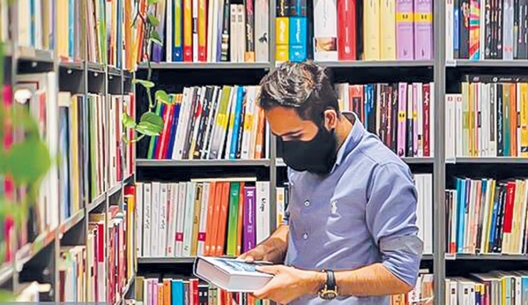 طرح تابستانه کتاب ۱۴۰۰ درحالی از ۹ تا ۱۵ مرداد امسال برگزار شد که کشور با پیک پنجم کرونا روبه رو بود. با این حال به گفته افشین‌تحفه گر معاون فرهنگی و رسانه‌ای اداره کل فرهنگ و ارشاد اسلامی خراسان رضوی، طرح تابستانه کتاب ۱۴۰۰ یکی از طرح‌های فصلی درخور توجه در هفت سال برگزاری این رویداد فرهنگی را در استان رقم زد.