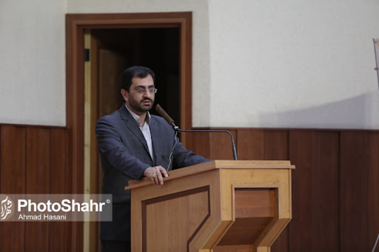 سید عبدالله ارجائی شیرازی، فعال سیاسی اجتماعی و مدیر عامل بنیاد پانزده خرداد کشور است.