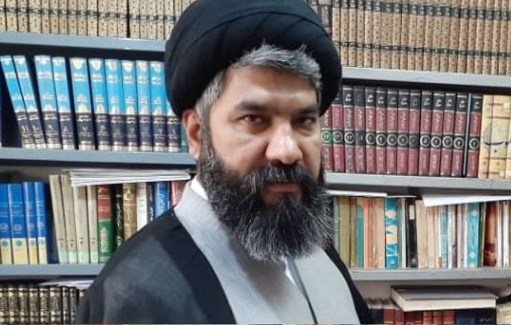 با سیدحسین سیدی، شاعر خراسانی، به‌گفتگو نشستیم و درباره چندوچون شعر آیینی و فعالیت‌های مربوط به این حوزه سخن گفتیم. اینک بخش‌های کوتاهی از این گفتگو را با هم می‌خوانیم.