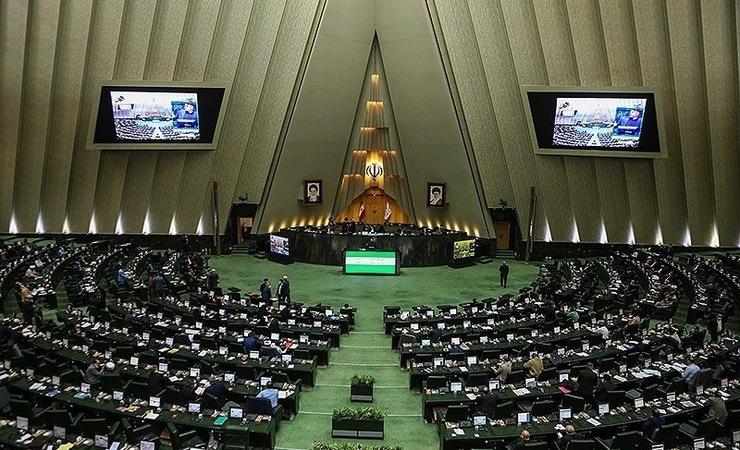 بر اساس اعلام سخنگوی هیات رئیسه مجلس زبررسی صلاحیت وزرای پیشنهادی دولت سیزدهم در جلسه علنی فردا (۳۰ مرداد) مجلس آغاز خواهد شد.