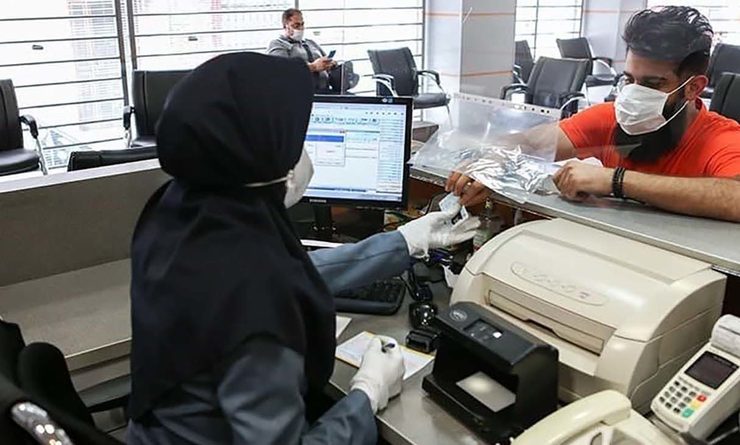 معاون توسعه مدیریت و منابع استاندار تهران گفت: برای صرفه جویی در مصرف برق و براساس ابلاغ وزارت کشور ساعت کار ادارات دولتی در استان از ۷ تا ۱۳ بود که این بازه زمانی از یک شهریور ماه به ۷:۳۰ تا ۱۴:۳۰ تغییر پیدا می کند.