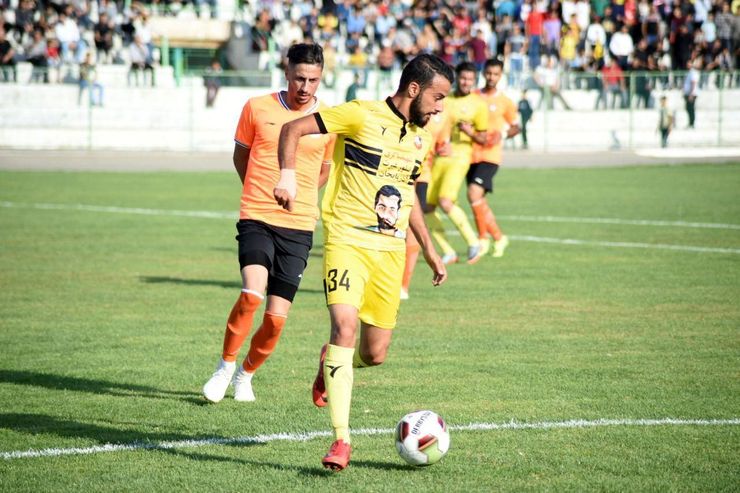 شنیده ها حاکی از این است که بازیکن قشقایی مورد توجه سرمربی پرسپولیس قرار دارد.