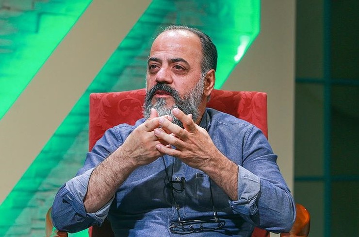 جواد افشار، کارگردان سریال گاندو، به خاطر تشابه اسمی پیش آمده در این سریال، از مردم کازرون عذرخواهی کرد.