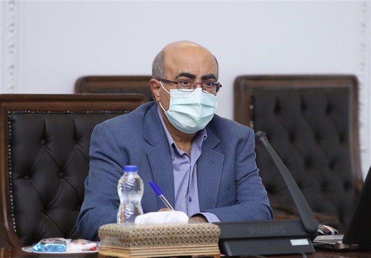 رئیس بانک مرکزی گفت: در هشت ماه اخیر اضافه برداشت و دریافت خط اعتباری بانک‌ها از بانک مرکزی به حداقل ممکن و به محدوده صفر رسیده است.