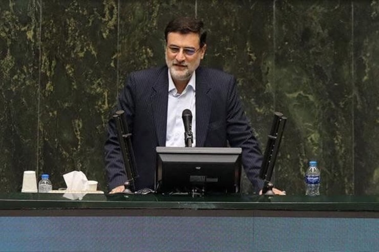 سید امیرحسین قاضی زاده هاشمی استعفایش را تقدیم هیات رییسه کرد.