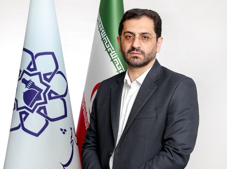 عبدالله ارجائی، پس از امضای حکمش توسط وزیر کشور رسماً شهردار مشهد شد.