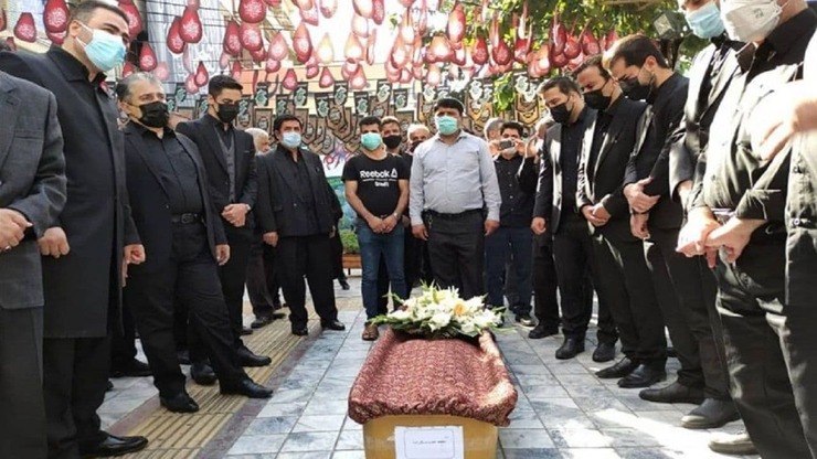  پیکر مرحوم حاج محمد خجسته باقرزاده در بست نواب صفوی حرم مطهر رضوی تشییع شد.