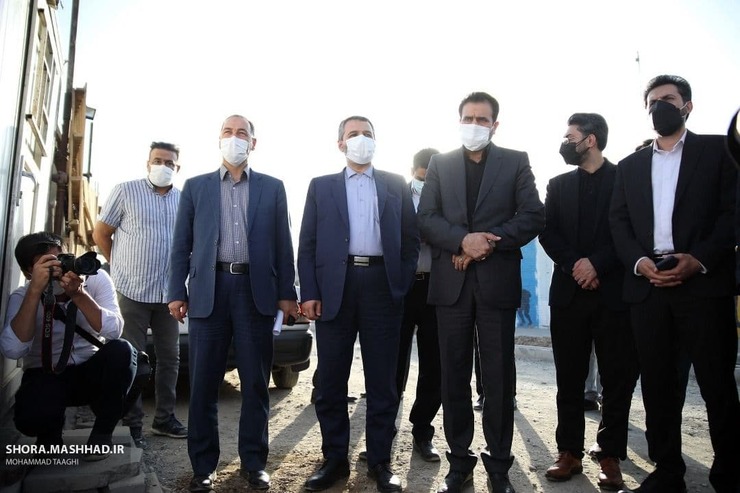 رئیس کمیسیون عمران، حمل‌ونقل و ترافیک شورای اسلامی شهر مشهدمقدس گفت: توسعه مناطق کم‌برخوردار مشهد باید با سرعت بیشتری دنبال شود و البته این نگاه مانع از توسعه در سایر نقاط شهر نیست و توسعه در تمامی پهنه‌ها مدنظر است.