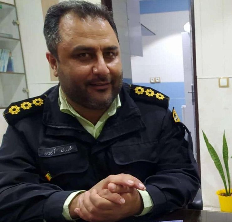فرمانده نیروی انتظامی آبادان از شهادت یک مامور جان بر کف ناجا، مهدی آزمون در راه امنیت مردم در درگیری با سارق مسلح در این شهرستان خبر داد.
