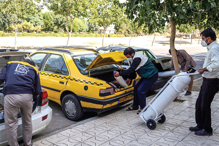 خدمت‌رسانی جهادی طرح «شهیدچمران» به جهت کاهش تردد بیماران و اعضای خانواده آنان در شهر برای تهیه اقلام دارویی، دستگاه اکسیژن و حتی خورد و خوراک است و می‌تواند میزان شیوع را کاهش بدهد، زیرا علاوه بر ارائه رایگان دستگاه اکسیژن، بسته‌های معیشتی و مواد غذایی نیز به خانه‌ها ارسال می‌شود.