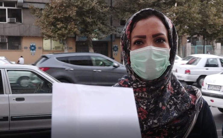 کلمات در فرهنگ لغت معنای متفاوتی دارند.  کلماتی همانند؛ دوستی، وطن، صداقت و... در فرهنگ لغت هم‌خانواده‌های بسیاری دارند و هرکدام از ما هر روز به این کلمات عمل می‌کنیم بدون آن‌که شاید در آن لحظه به آن کلمه یا معنایش فکر کنیم.