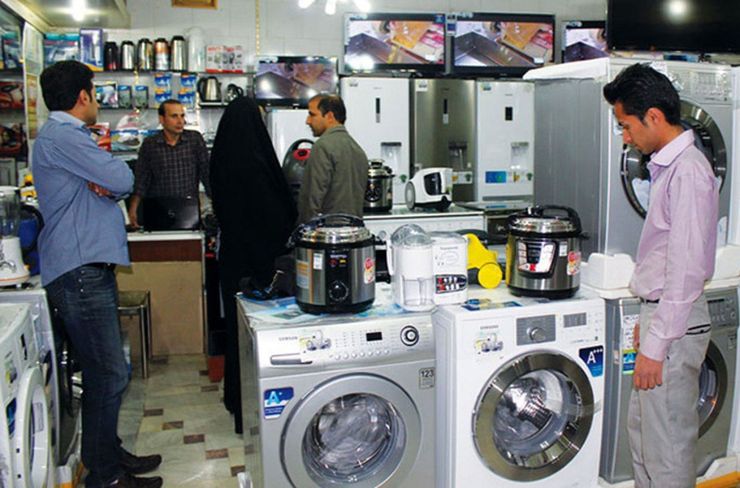 گفته می‌شود که قرار است در برنامه هفتم توسعه نیز واردات لوازم خانگی همچنان ممنوع باقی بماند و تولید این محصولات به دست بنگاه‌های بزرگ اقتصادی بیفتد. در واقع این صنعت مانند صنعت خودرو، انحصاری خواهد شد