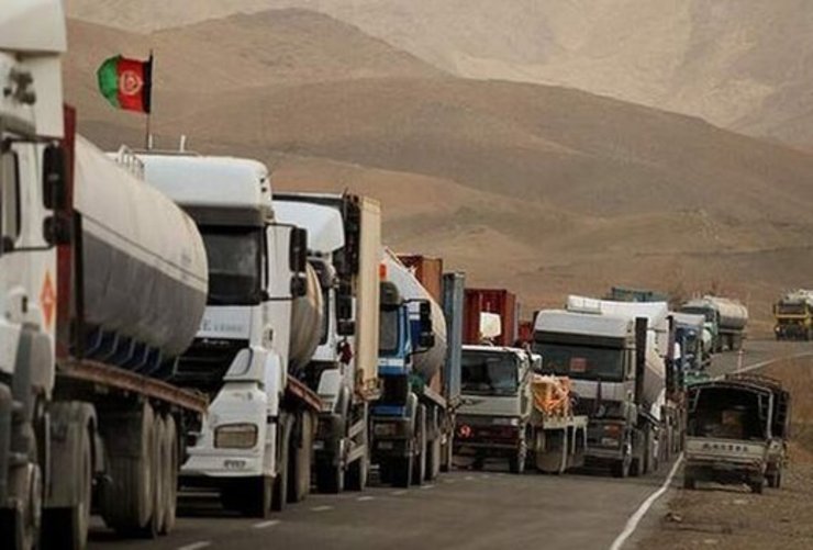 رئیس اداره بازرگانی خارجی سازمان صنعت، معدن و تجارت خراسان‌رضوی گفت: کشور افغانستان دارای معادنی غنی است که بهره‌برداری از آن‌ها موجب درآمدزایی خوبی برای این کشور خواهد شد. از دلایل بهره‌برداری‌نشدن از این معادن، ناامنی و تسلط دولت مرکزی بر چهارگوشه کشور بوده است.