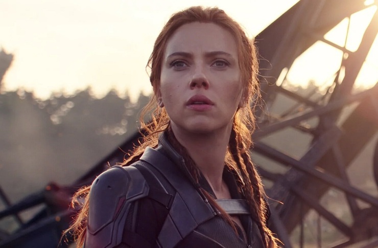 «بیوه سیاه» Black Widow به‌عنوان یک اثر مستقل و مجزا می‌تواند سرگرم‌کننده و جذاب باشد و مخاطبی را که هیچ اطلاعی از فیلم‌های قبلی یا جهان‌کمیک‌های مارول ندارد، به مدت ۲ ساعت سرگرم کند، اما در خاطر هیچ‌کس نمی‌ماند و مارول در راضی نگه‌داشتن مخاطبان اصلی قافیه را می‌بازد.