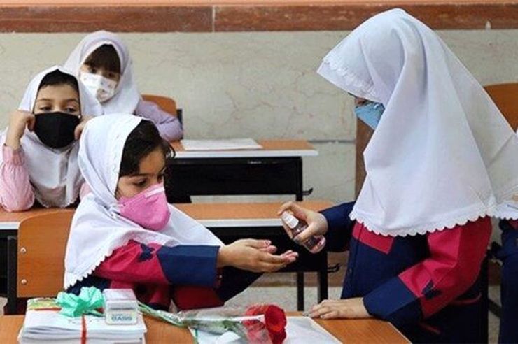مدیرکل آموزش و پرورش خراسان رضوی گفت: سال تحصیلی جدید از روز شنبه سوم مهر ماه به صورت غیر حضوری آغاز می‌شود.