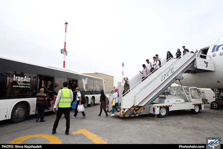 مدیر روابط عمومی فرودگاه‌های خراسان رضوی از انجام روزانه پنج تا هفت پرواز ویژه اربعین از فرودگاه بین‌المللی شهید هاشمی‌نژاد مشهد خبر داد.