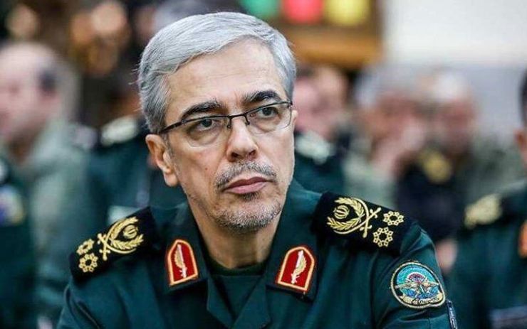 رییس ستاد کل نیروهای مسلح با بیان اینکه هیچ افقی برای تجربه دوران‌ آرام و بی‌دغدغه در منطقه دیده نمی‌شود، گفت: حفظ امنیت، آرامش و امکان پذیری توسعه و پیشرفت برای کشور بدون داشتن یک توان دفاعی کارآمد و خوداتکا به هیچ وجه امکان پذیر نخواهد بود.