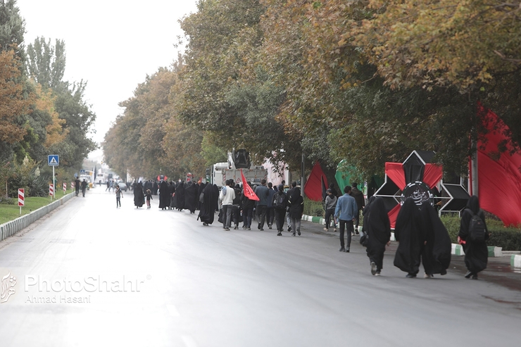 معاون شهردار و رییس سازمان فرهنگی و اجتماعی شهرداری مشهد گفت: در روز‌های پایانی ماه صفر که با مصادف با سالروز رحلت پیامبر (ص)، شهادت امام حسن مجتبی (ع) و امام رضا (ع) است دو معبر و محور منتهی به حرم مطهر رضوی به جهت پیاده روی زائرین و مجاورین آماده سازی خواهد شد.