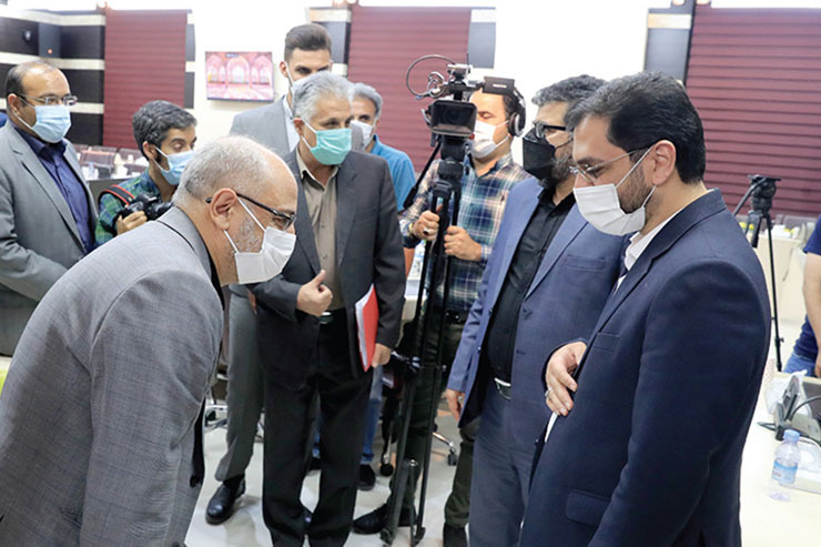 شهردار مشهد در آیین تقدیر از قهرمانان پاراالمپیکی استان خراسان رضوی تاکید کرد از ورزش معلولان و جانبازان حمایت خواهدکرد.