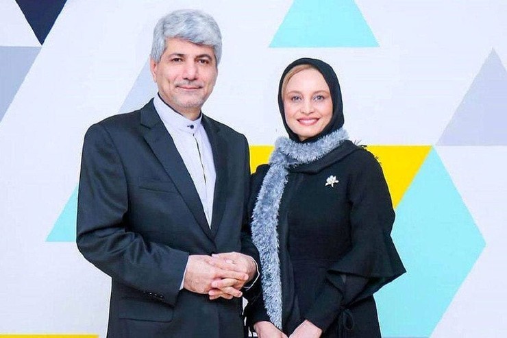 به تازگی شایعاتی درباره طلاق مریم کاویانی، بازیگر سینما و تلویزیون و همسر دومش رامین مهمانپرست (سخنگوی اسبق وزارت امور خارجه) در فضای مجازی منتشر شده است.