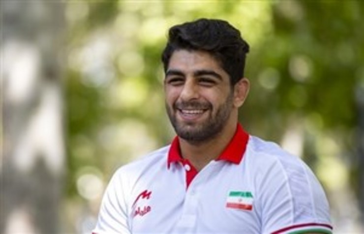 محمدهادی ساروی موفق شد در نیمه ‌نهایی جام جهانی کشتی نروژ با غلبه بر حریف ایتالیایی راهی فینال شود.