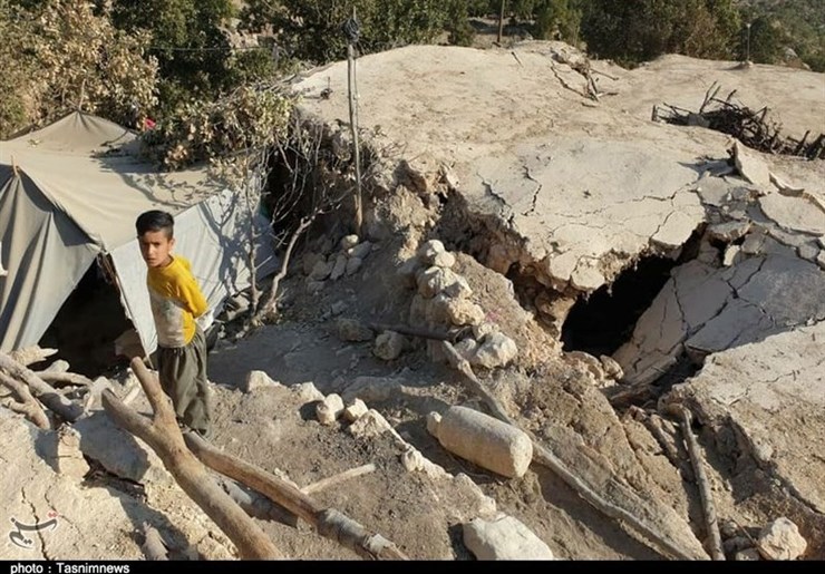 زلزله در شهرستان اندیکا خوزستان بسیاری را بی سرپناه کرده است آن‌ها خواهان توجه بیشتر مسئولان و رسانه‌ها هستند.