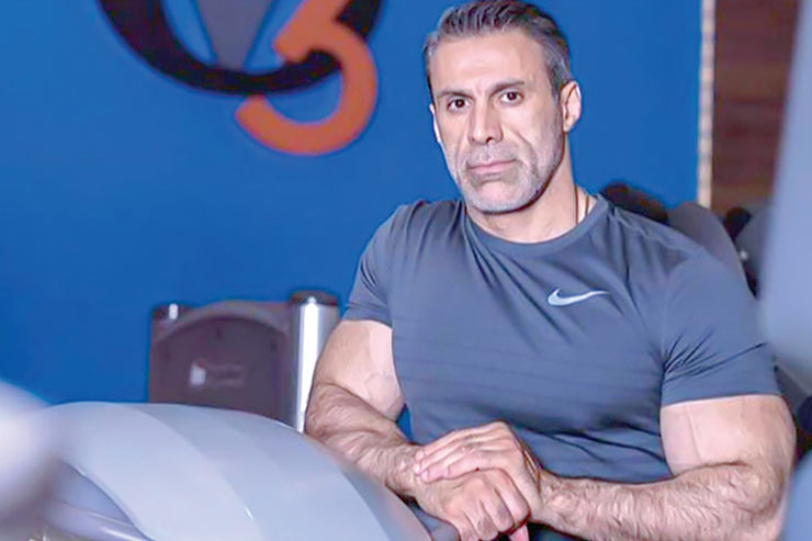 علی تبریزی، عضو مشهدی هیئت‌رئیسه فدراسیون بدن‌سازی، رئیس فدراسیون را به باد انتقاد گرفت.