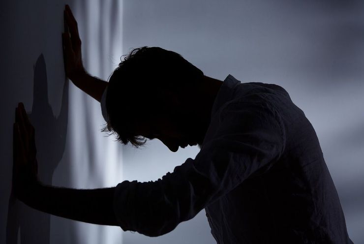 ۵ مورد از شایع‌ترین علائم جسمیِ افسردگی