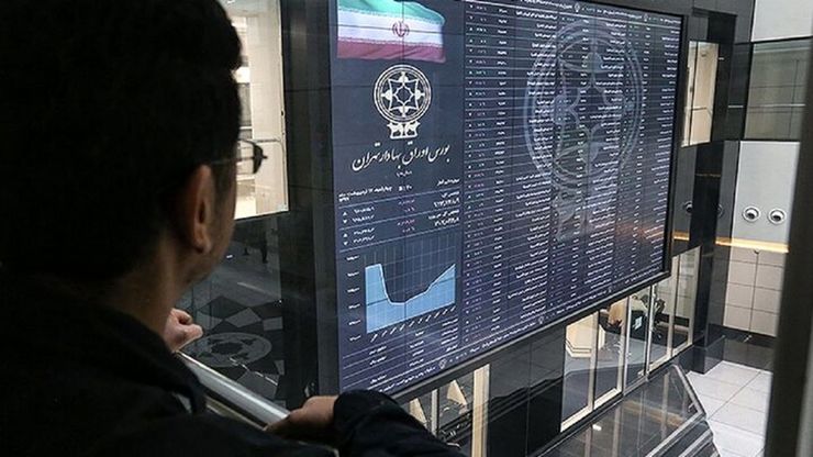 روز گذشته در تارنمای کدال شاهد انتشار اطلاعیه‌‌‌های متعددی از سوی ناشران بورسی و فرابورسی بودیم. در ادامه جزئیات افزایش سرمایه ۵ نماد آمده است.