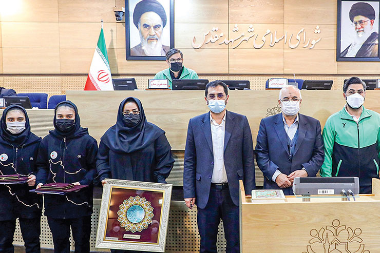با شروع هفته تربیت‌بدنی و در نشست علنی شورای اسلامی شهر، با حضور شهردار مشهد انجام شد.