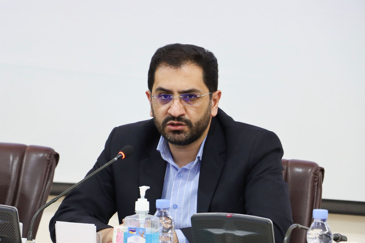 شهردار مشهد گفت: نباید سهم مردم در برنامه ریزی‌ها نادیده گرفته شود. امروز خیلی خوشحالم که حاج آقای مقامی پذیرفتند به کمک مابیایند. از حضرت آیت الله امامی مدیر حوزه‌های خراسان رضوی نیز سپاسگزارم که یار خود را به ما دادند. ما دنبال نخبگانیم و شهر را بانخبگان میتوان مدیریت کرد.