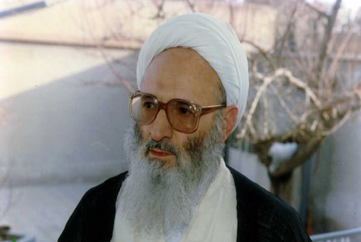 علامه حسن زاده آملی امروز صبح در بیمارستان به علت عارضه ریوی بستری شدند و متاسفانه ساعاتی پیش دارفانی راوداع نمودند.