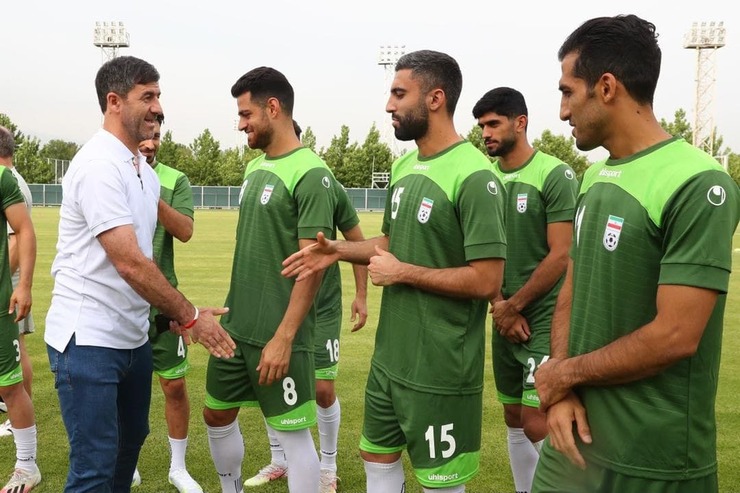 در صورت صعود تیم ملی به جام جهانی، کریم باقری قید حضور در پرسپولیس را خواهد زد تا در تیم ملی فعالیت کند.