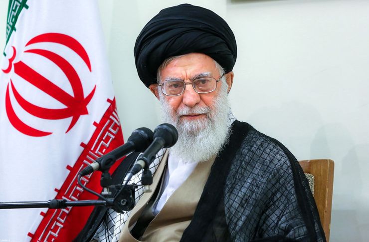 تذکر رهبر معظم انقلاب به مجلس؛ پیش از اثبات جرم نباید موضوع را رسانه‌ای می‌کردید