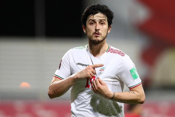 سردار آزمون گل تساوی‌بخش ایران را در برابر لبنان به ثمر رساند.
