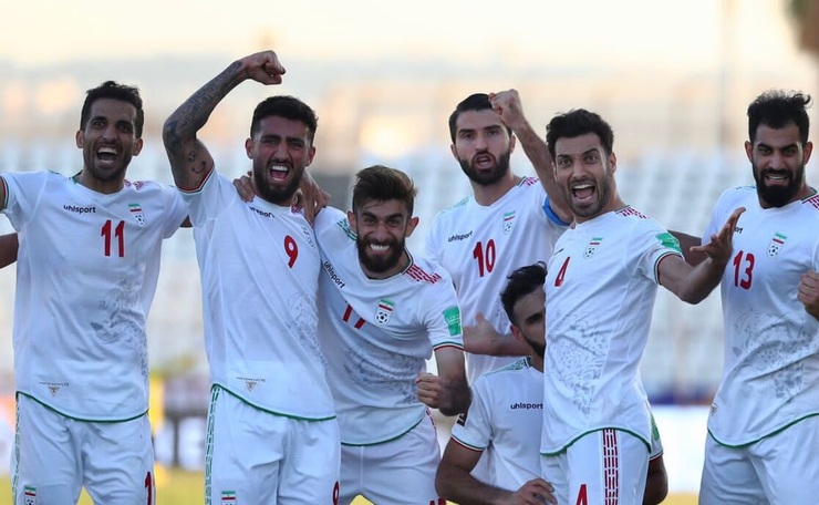 روشن: عزیزی خادم گفته بود ۸۰۰ میلیارد برای فوتبال پول می‌آورم