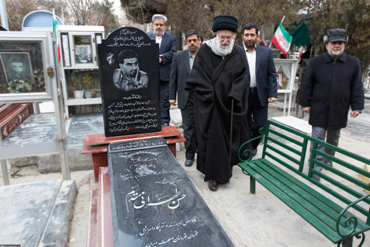 برادر شهید سردار تهرانی‌مقدم گفت که همسر مقام معظم رهبری مهمان مادرم بودند و نقل کردند روز حادثه (زمانی که تهرانی‌مقدم به شهادت رسید) آقا وقتی که برگشتند حالشان عوض شد. به ایشان گفتم چه اتفاقی افتاده است که پاسخ دادند من رفیق ۲۵ ساله‌ام را از دست داده‌ام.