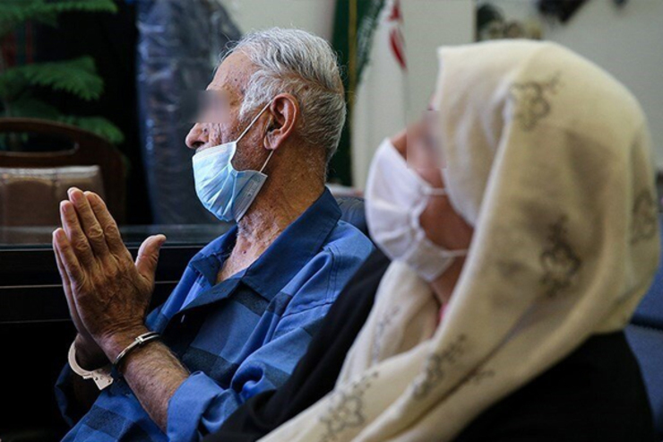 طبق آخرین پیگیری‌ها، کیفرخواست اکبر خرمدین و همسرش از سوی دادسرایی هنوز صادر نشده و درحالی که هر دو متهم این پرونده در زندان به سرمی برند.