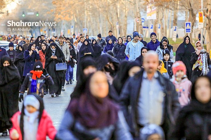 عضو هیئت علمی دانشگاه فردوسی مشهد معتقد است: وقتی از نظم و آزادی اجتماعی صحبت و آن را مطالبه می‌کنیم باید حواسمان باشد که سوی دیگر قضیه کنترل اجتماعی است. جامعه آزاد، جامعه رها شده نیست.