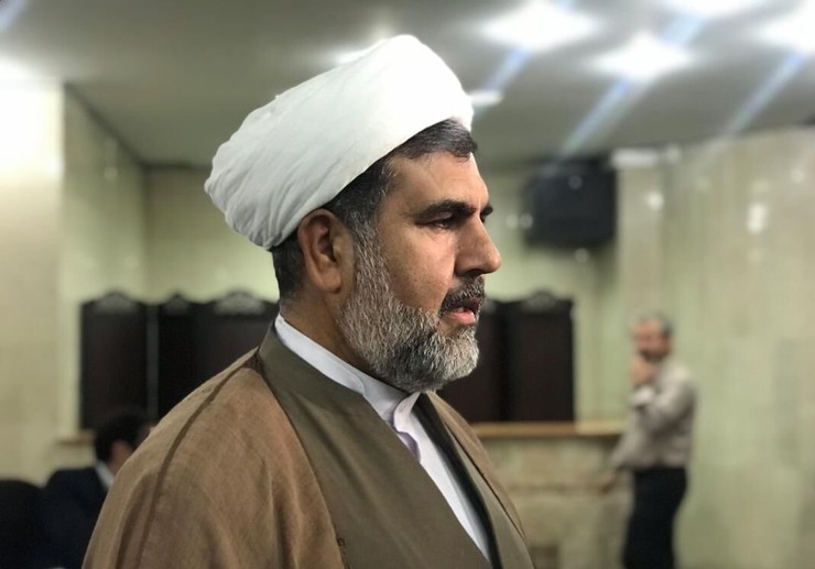 غضنفرآبادی، نایب رئیس کمیسیون حقوقی و قضایی مجلس: شرط‌بندی روی موشک، شمشیر بازی، سوارکاری اعم از شتر سواری و قاطرسواری مشکلی ندارد.