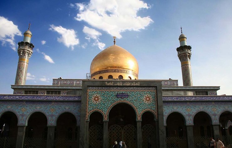 رئیس سازمان حج و زیارت با اشاره به آغاز ثبت‌نام و اعزام زائران به سوریه، گفت: درمانگاه‌های مرکز پزشکی حج و زیارت برای ارائه خدمات به زائران ایرانی در سوریه راه‌اندازی می‌شود.