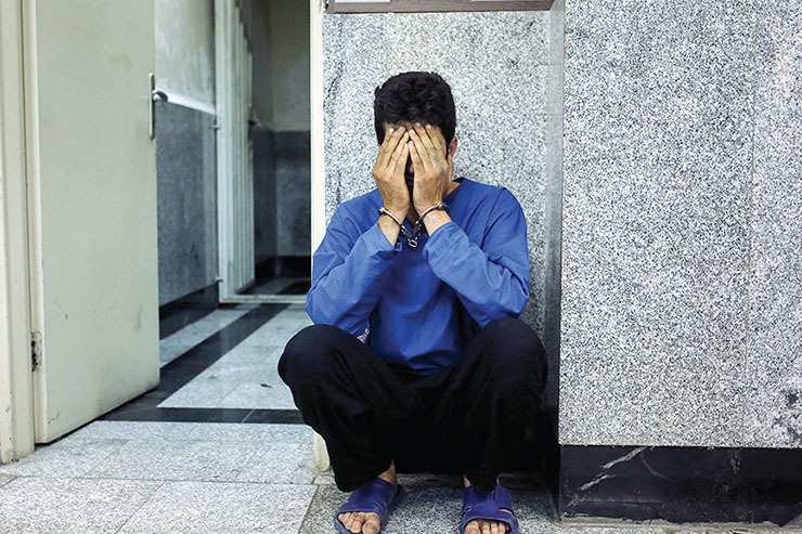 پلیس مشهد، متهمی را با مجموعه‌ای از سرقت‌های خیابانی برای دومین‌بار بازداشت کرد.