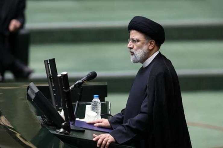 رییس جمهوری گفت: امروز بعد از ۸۳ روز از تشکیل دولت و اعتماد نمایندگان ملت از همیشه به حل مسائل و مشکلات کشور امیدوارترم.
