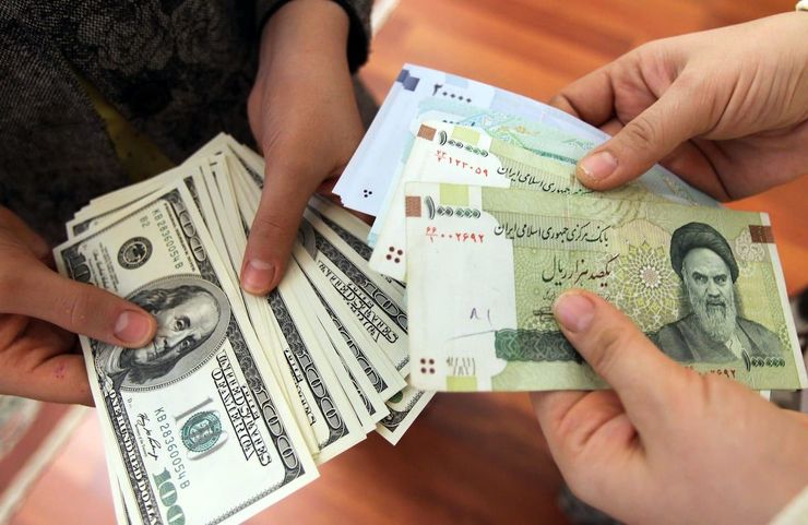 رئیس جمهور امروز در جلسه علنی مجلس گفت: منابع ارزی و ریالی کشور در حال افزایش است. این خبر در ابتدای هفته جاری منتشر شد و انتظار می‌رفت بر قیمت دلار اثر بگذارد. اما آیا خبر آزادسازی پول‌های بلوکه شده، دلار را ارزان کرد؟ و این کاهش قیمت ادامه‌دار خواهد بود؟