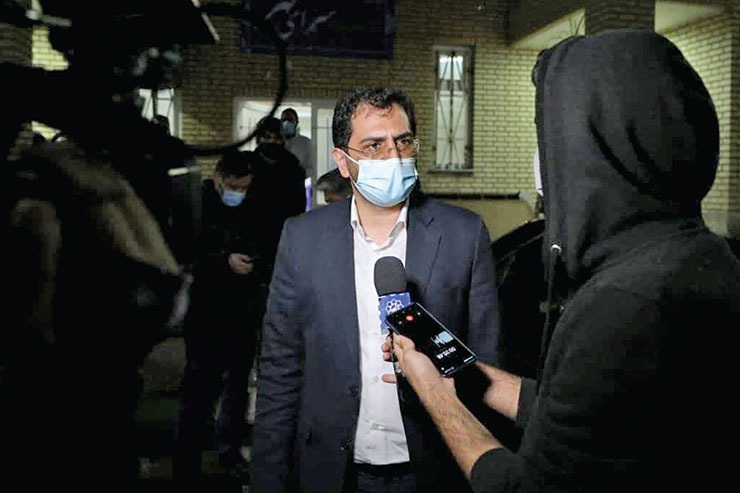 شهردار مشهد در سردترین شب سال طی ۸ ماهه اخیر، در صفحه اینستاگرام خود از مجاوران، زائران و خادمان شهر امام مهربانی‌ها خواست به وضعیت کارتن خواب‌های شهر حساس باشند.