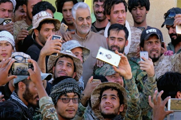 حاج قاسم سلیمانی، زمانی که عملیات آزادسازی بوکمال به اتمام رسید، از همان جا دست به قلم شد و برای رهبر انقلاب نامه‌ای نوشت که برای همیشه در دل تاریخ ثبت شد.
