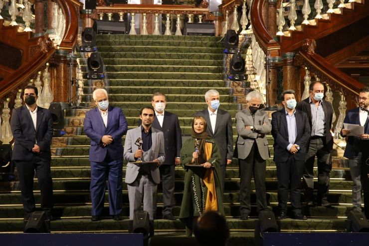 آیین پایانی سی و هشتمین جشنواره فیلم کوتاه تهران به دبیری سیدصادق موسوی، شب گذشته (یکشنبه ۲ آبان) در کتابخانه جندی‌شاپورِ پردیس سینمایی «ایران مال» برگزار شد.